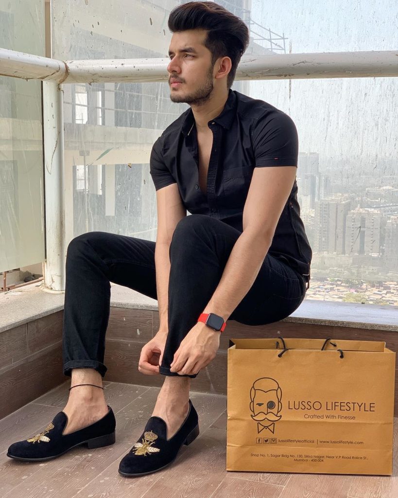 paras kalnawat instagram